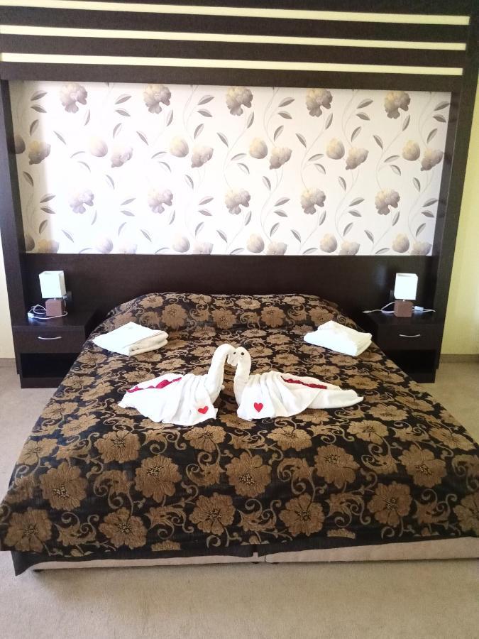 Park Hotel Stratesh Lovetsj Rom bilde